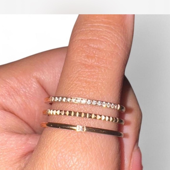 Rose gold multiple stack ring - Picture 4 of 4